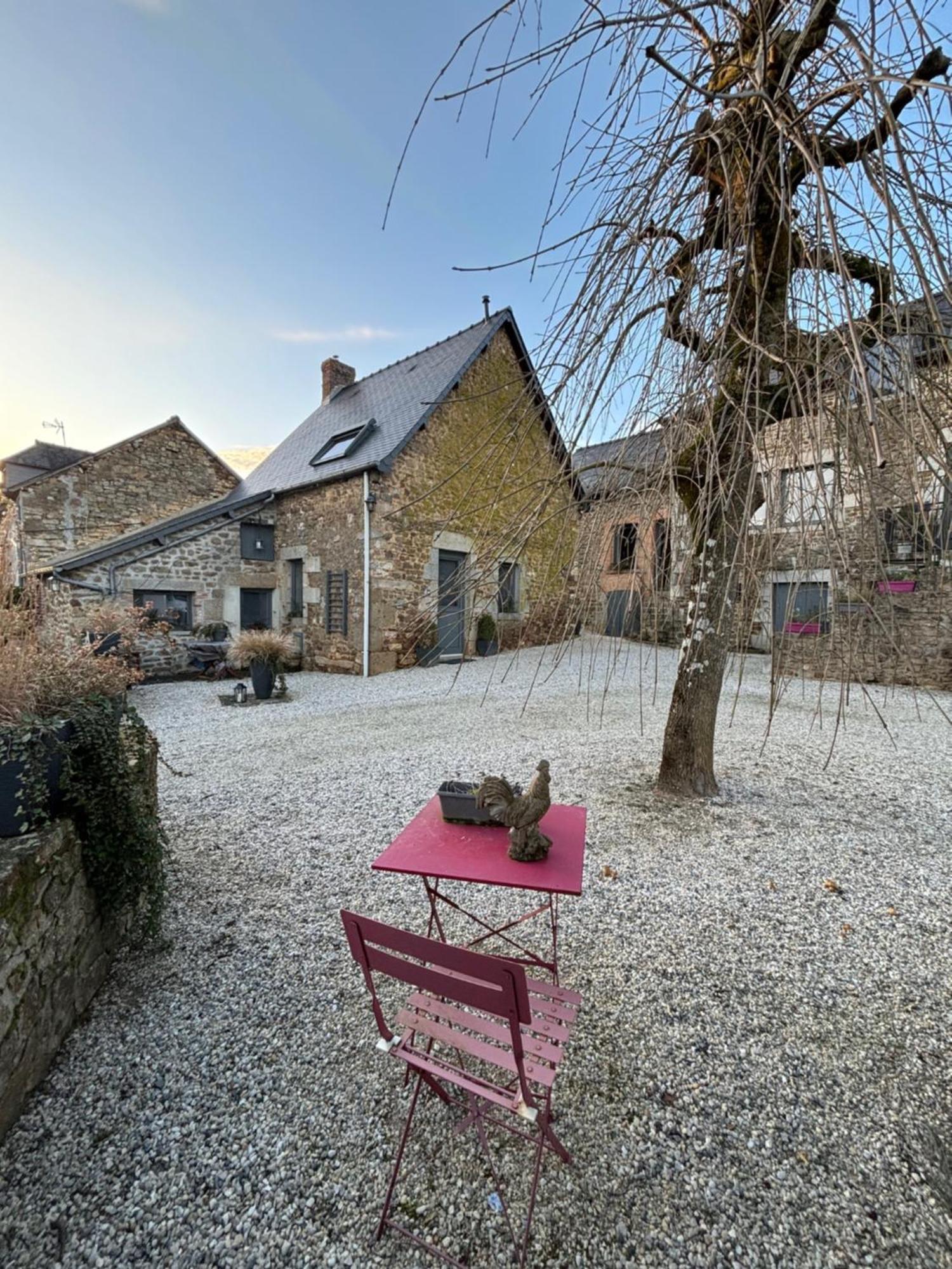 Gite Le Patis Pre-en-Pail-Saint-Samson Bagian luar foto